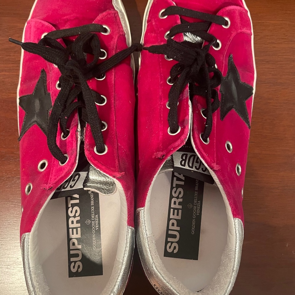 Golden Goose Sneakers